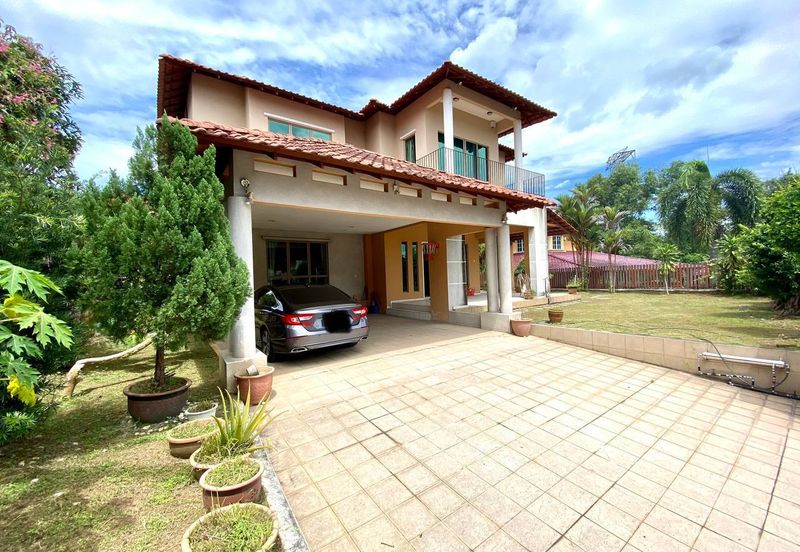 Putra Hill Residency