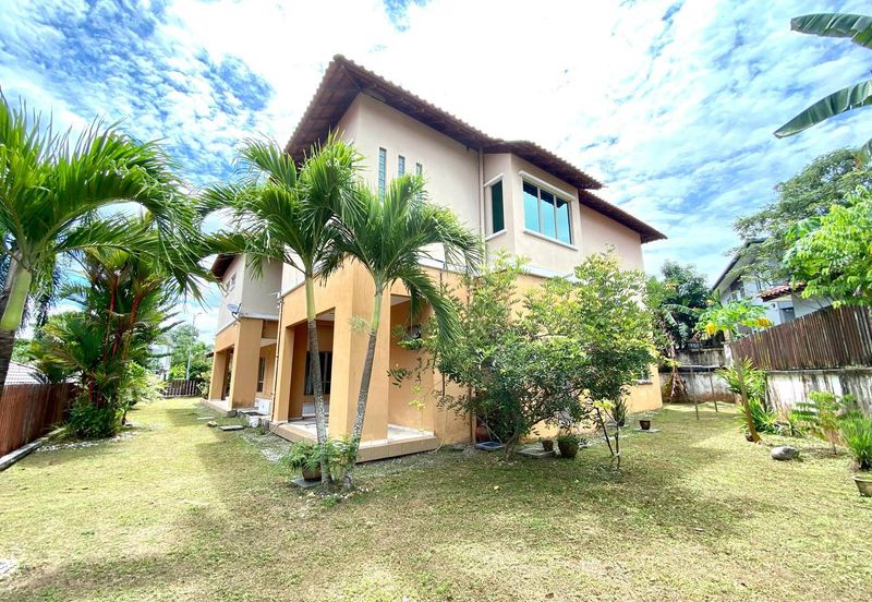 Putra Hill Residency