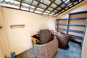 Putra Hill Residency