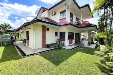 Bandar Tun Hussein Onn