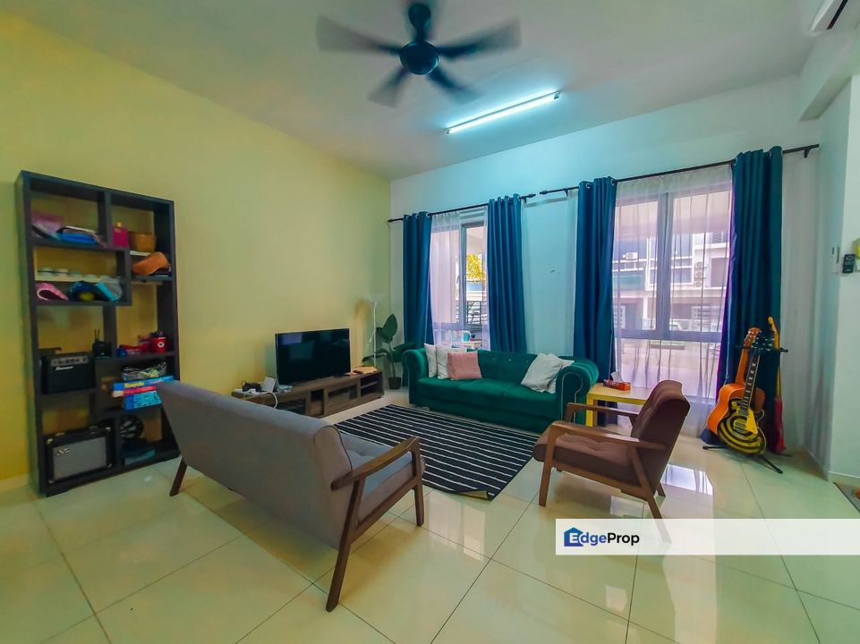 [24'x82' ] 3 Storey Fairfield Residence Tropicana Heights, Kajang FOR SALE, Selangor, Kajang