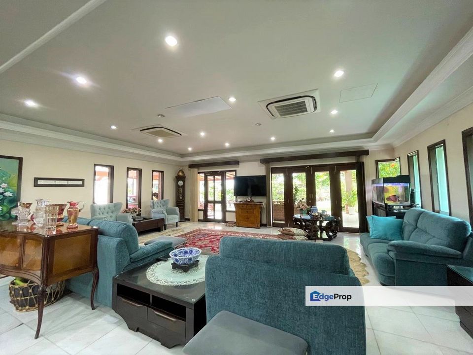 BUNGALOW Jalan Suadamai Arca Bandar Tun Hussein Onn Cheras 3 Storey Bungalow FOR SALE, Selangor, Cheras