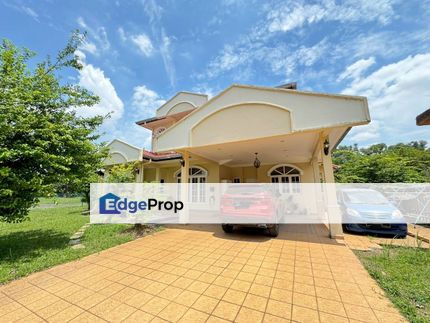Bungalow Jalan Mihrab Bukit Jelutong Shah Alam Double Storey Bungalow For Sale Near Jalan Titian Jalan Bidai Jalan Manara, Selangor, Shah Alam