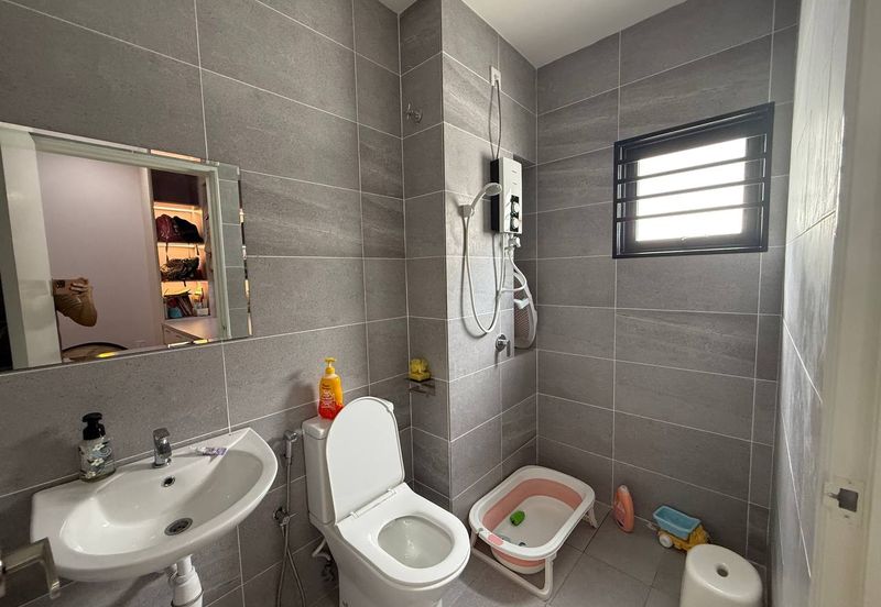 Sejati Lakeside Cyberjaya Double Storey Superlink For Sale Freehold