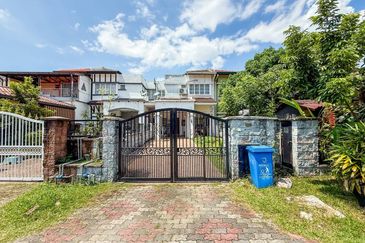 Double Storey Superlink Jalan Kubah Bukit Jelutong Shah Alam For Sale Freehold Near Jalan Bidai Residence Jalan Serambi Jalan jeriji 