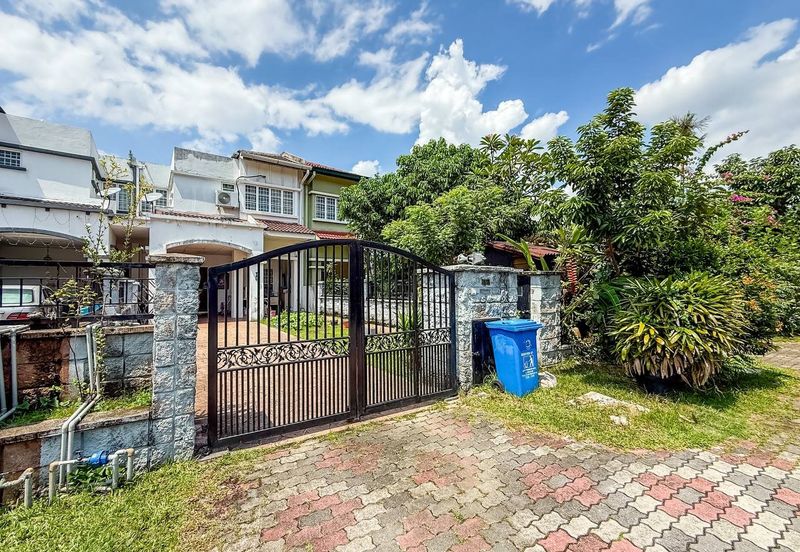 Double Storey Superlink Jalan Kubah Bukit Jelutong Shah Alam For Sale Freehold Near Jalan Bidai Residence Jalan Serambi Jalan jeriji 