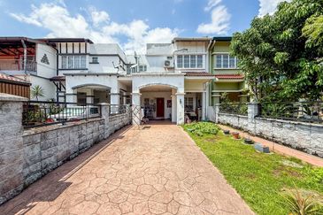 Double Storey Superlink Jalan Kubah Bukit Jelutong Shah Alam For Sale Freehold Near Jalan Bidai Residence Jalan Serambi Jalan jeriji 