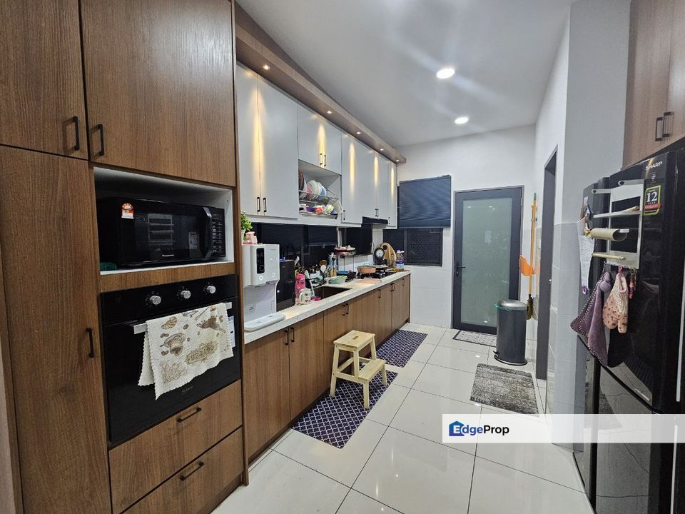 Avis 2 Setia Alam Sari Bangi End Lot Double Storey Terrace For Sale Freehold      , Selangor, Bangi