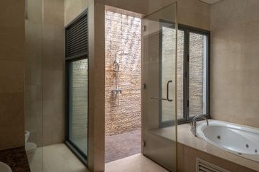 The Residence, Mont Kiara