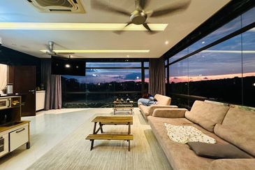 Tropicana Golf & Country Resort