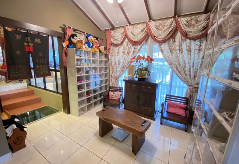 CORNER LOT Double Storey Terrace Jalan Birai Bukit Jelutong Shah Alam Freehold For Sale 