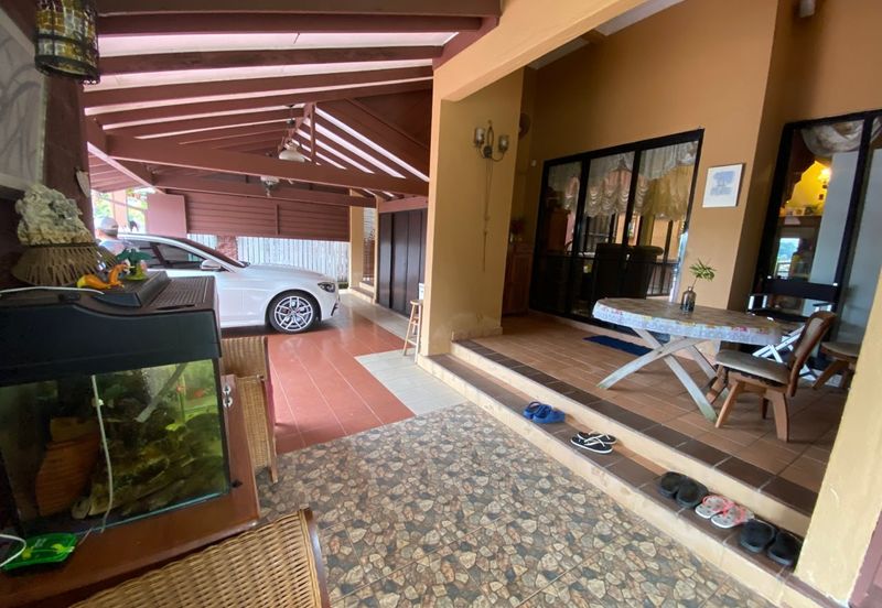 CORNER LOT Double Storey Terrace Jalan Birai Bukit Jelutong Shah Alam Freehold For Sale 