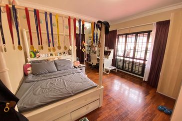 CORNER LOT Double Storey Terrace Jalan Birai Bukit Jelutong Shah Alam Freehold For Sale 