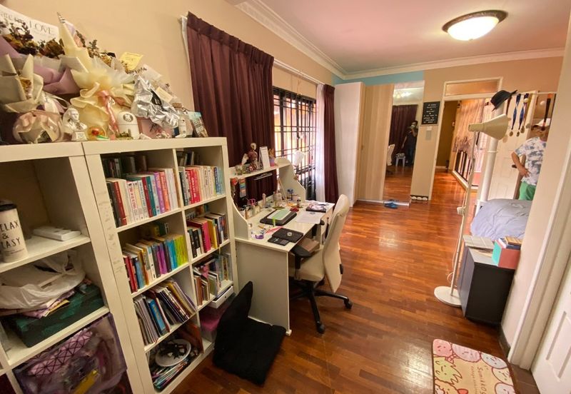 CORNER LOT Double Storey Terrace Jalan Birai Bukit Jelutong Shah Alam Freehold For Sale 