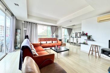 Corner Lot Armanee Terrace Damansara Perdana Petaling Jaya For Sale Near Mutiara Damansara Petaling Jaya  