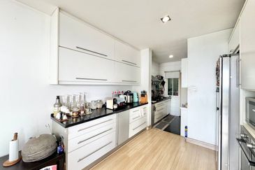 Corner Lot Armanee Terrace Damansara Perdana Petaling Jaya For Sale Near Mutiara Damansara Petaling Jaya  