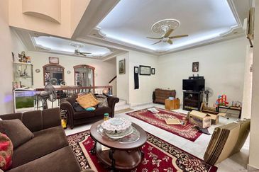 Double Storey Terrace Jalan Kubah Bukit Jelutong Shah Alam Freehold For Sale Near Denai Alam   