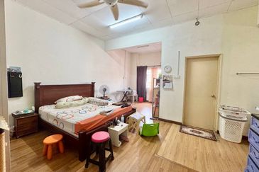 Double Storey Terrace Jalan Kubah Bukit Jelutong Shah Alam Freehold For Sale Near Denai Alam   