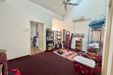 Double Storey Terrace Jalan Kubah Bukit Jelutong Shah Alam Freehold For Sale Near Denai Alam   