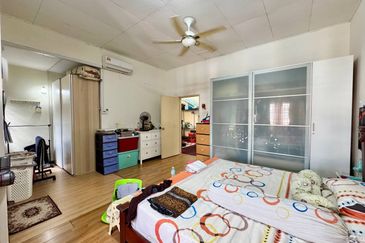 Double Storey Terrace Jalan Kubah Bukit Jelutong Shah Alam Freehold For Sale Near Denai Alam    