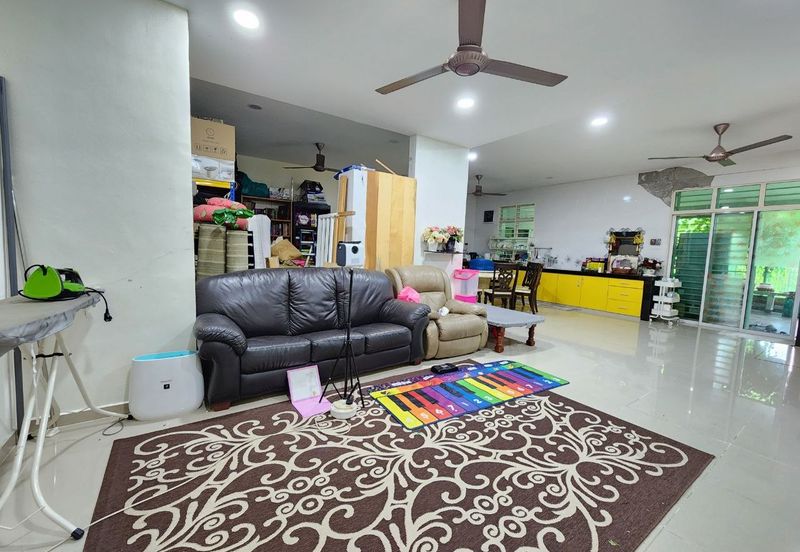 Desa Pinggiran Putra