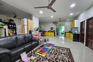 Desa Pinggiran Putra