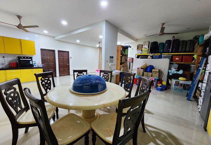 Desa Pinggiran Putra