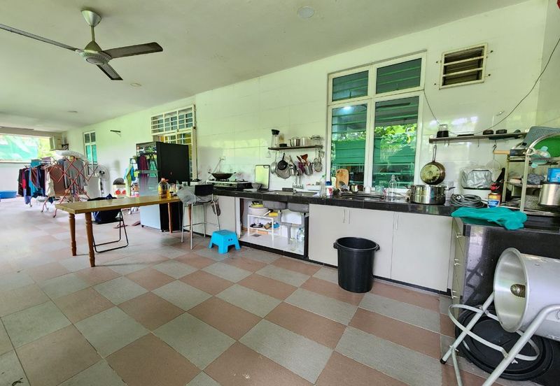 Desa Pinggiran Putra