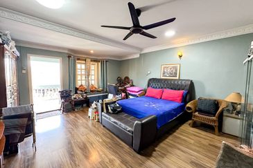 Double Storey Bungalow Lorong Kasawari, Taman Zooview Ampang For Sale   