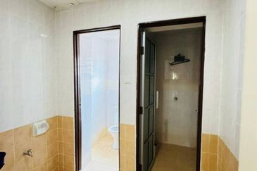 Double Storey Superlink Jalan Rabung Bukit Jelutong Shah Alam Freehold For Sale 