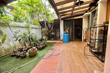 Bangi Lakehill Villas