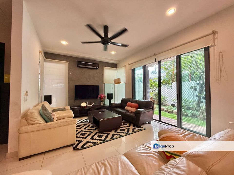 Bangi Lakehill Villas Bandar Baru Bangi 2.5 Storey Semi D Seksyen 6 Bandar Baru Bangi For Sale Freehold   , Selangor, Bangi