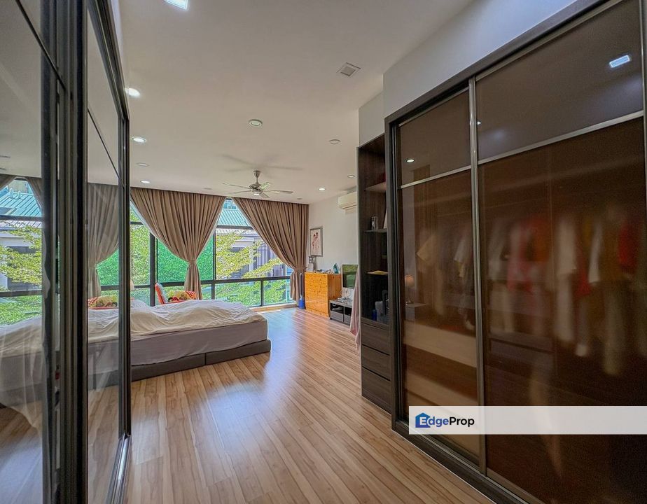 3 Storey Semi D The Park Laman Serdang Taman Bukit Serdang Seri Kembangan Freehold For Sale Near Bukit Jalil , Selangor, Seri Kembangan
