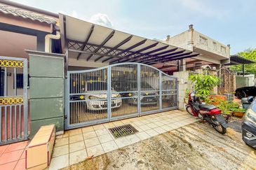 Taman Rakan Sg Long Kajang Double Storey Terrace For Sale  
