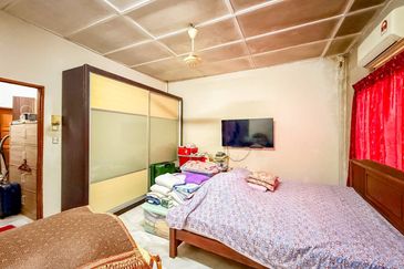 Taman Rakan Sg Long Kajang Double Storey Terrace For Sale  