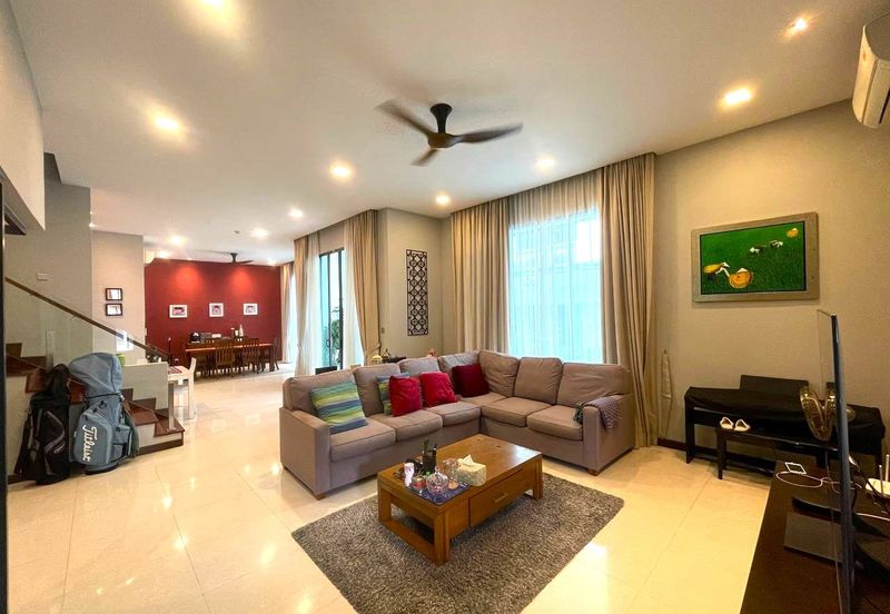 Double Storey Semi D Sunway Eastwood Taman Equine Park Seri Kembangan Renovated For Sale   