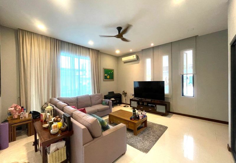 Double Storey Semi D Sunway Eastwood Taman Equine Park Seri Kembangan Renovated For Sale   