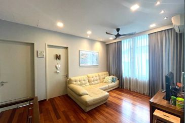 Double Storey Semi D Sunway Eastwood Taman Equine Park Seri Kembangan Renovated For Sale   