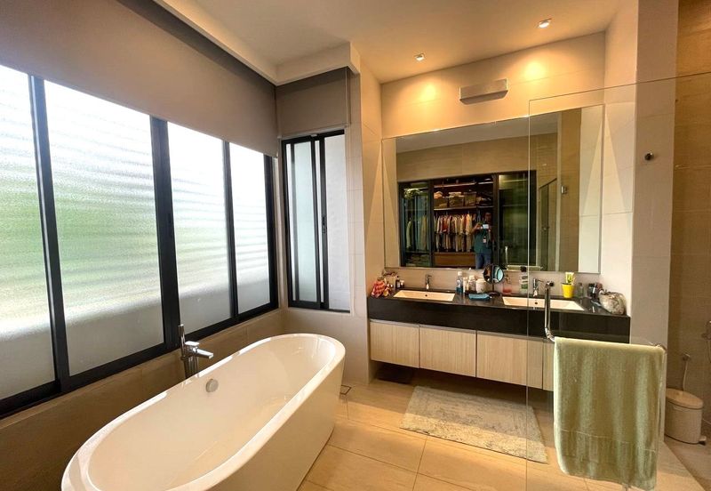 Double Storey Semi D Sunway Eastwood Taman Equine Park Seri Kembangan Renovated For Sale   