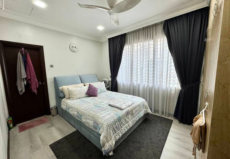 Seksyen 11, Kota Damansara