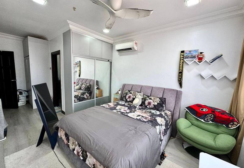 Seksyen 11, Kota Damansara