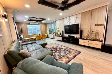 RENOVATED Double Storey Semi D Bayu Perdana, Seksyen 11 Kota Damansara Petaling Jaya For Sale   