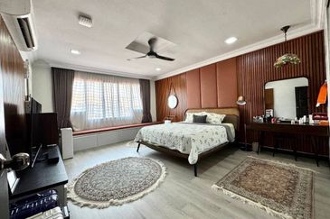 RENOVATED Double Storey Semi D Bayu Perdana, Seksyen 11 Kota Damansara Petaling Jaya For Sale   