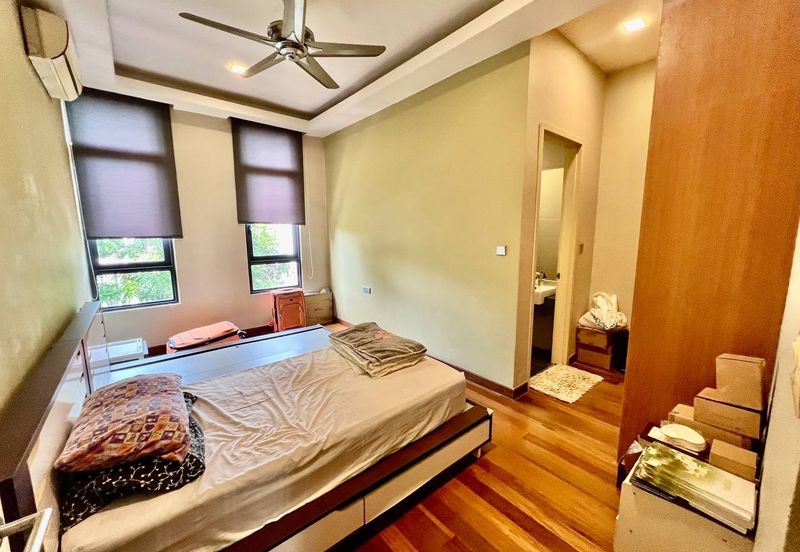 Double Storey Semi D Sunway Eastwood Taman Equine Park Seri Kembangan Renovated For Sale   