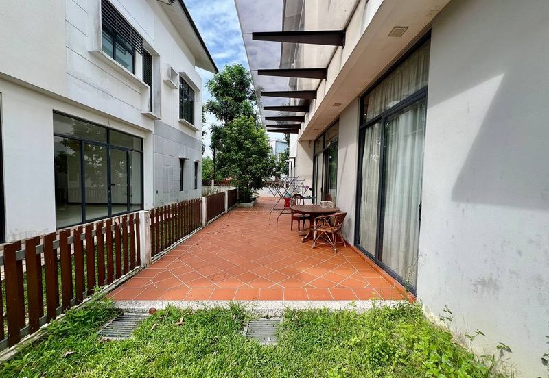 Double Storey Semi D Sunway Eastwood Taman Equine Park Seri Kembangan Renovated For Sale   