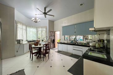 Seksyen 13, Shah Alam