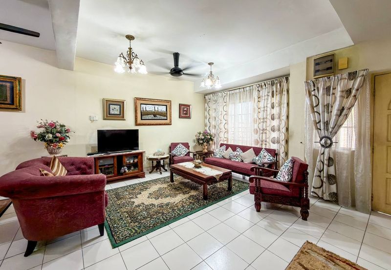 Seksyen 8, Kota Damansara