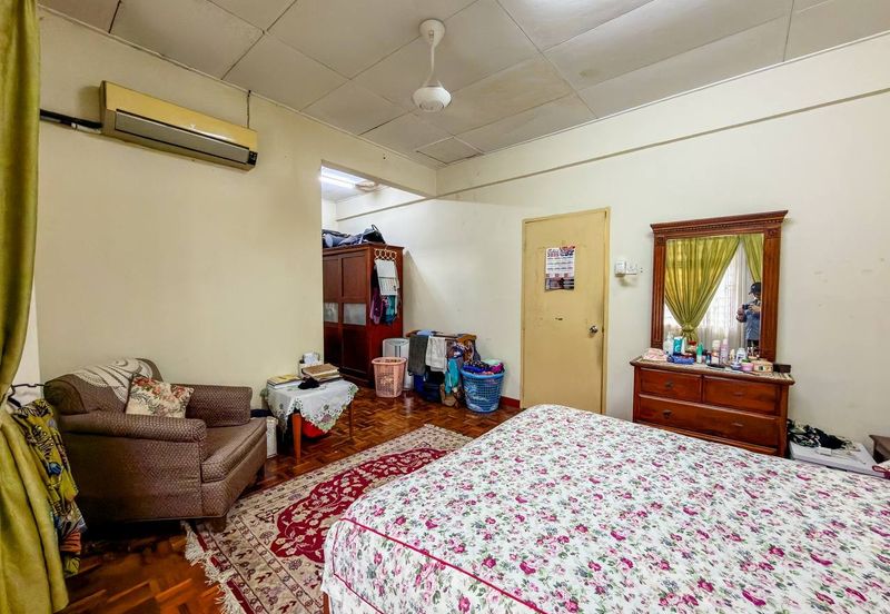 Seksyen 8, Kota Damansara