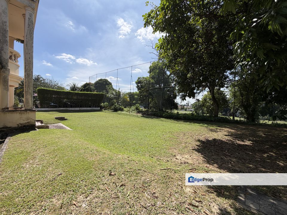 KGSAAS Seksyen 13 Shah Alam Double Storey Bungalow Jalan Kelab Golf Sultan Abdul Aziz Shah For Sale   , Selangor, Shah Alam