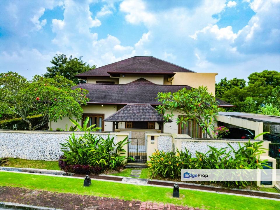 Monterez Golf & Country Club Shah Alam 2 Storey Bungalow U9 FOR SALE , Selangor, Shah Alam